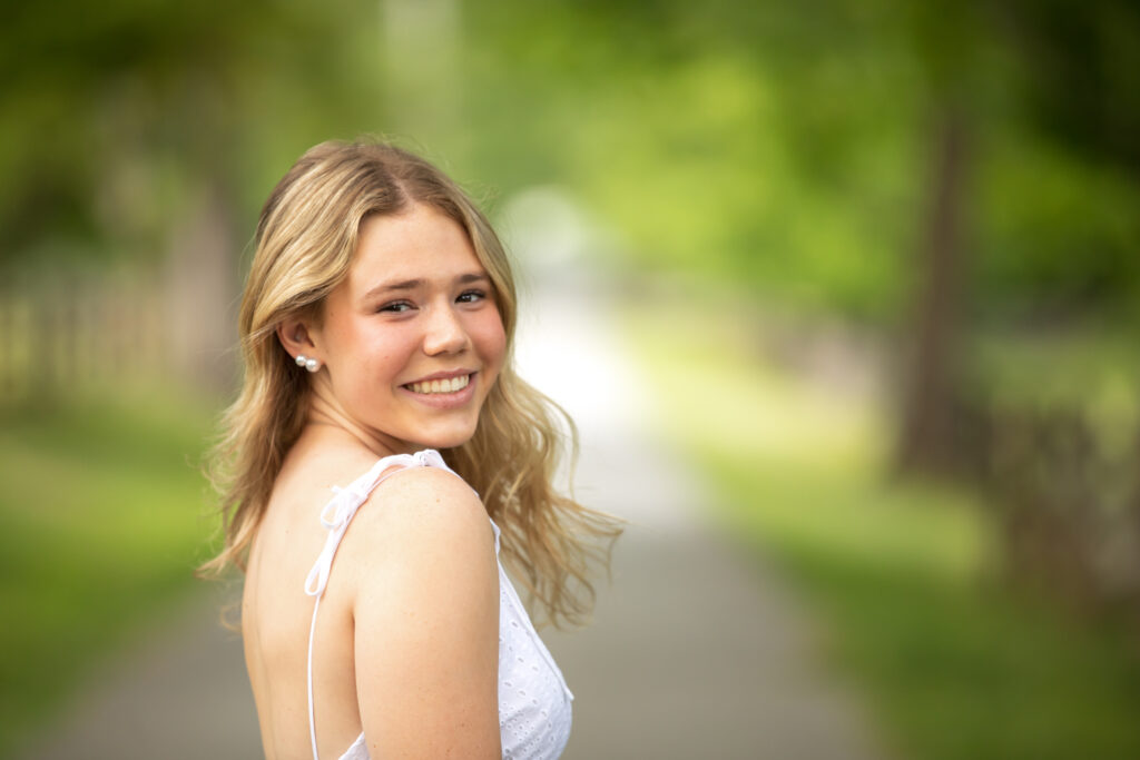 Senior Portrait of girl
